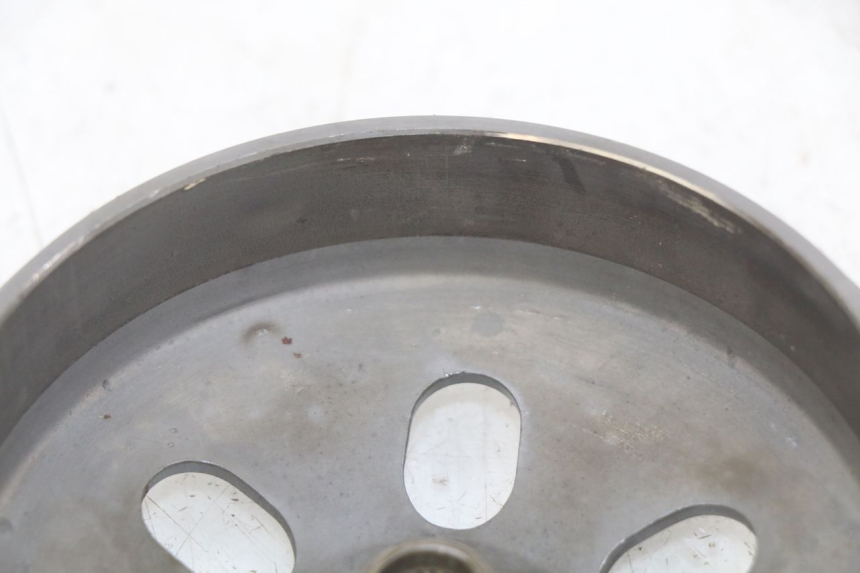 photo de CLOCHE EMBRAYAGE HONDA SCV LEAD 100 (2003 - 2007) - Détail de la pièce