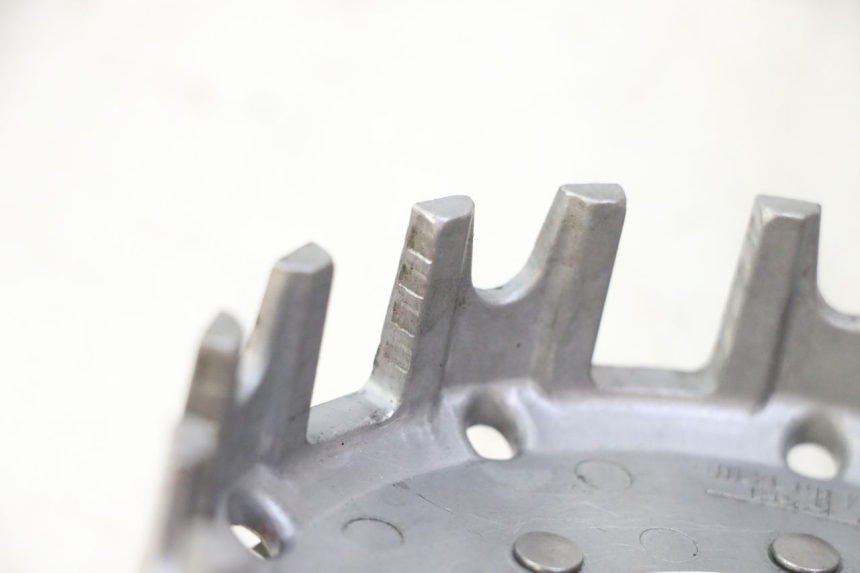 photo de CLOCHE EMBRAYAGE YAMAHA TZR 50 (2008 - 2016) - Zoom état d’usage