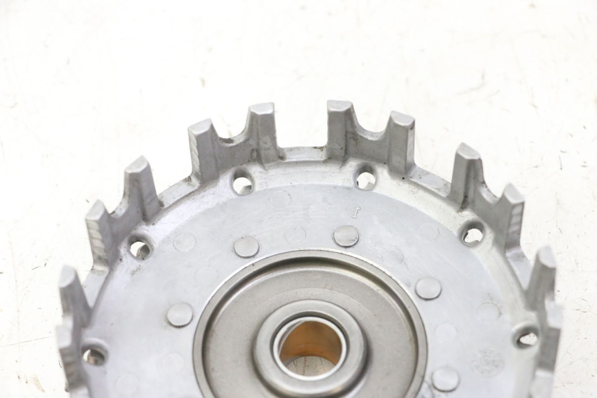 photo de CLOCHE EMBRAYAGE YAMAHA TZR 50 (2008 - 2016) - Points de fixation