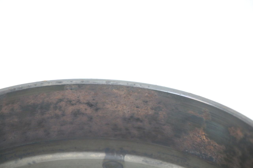 photo de CLOCHE EMBRAYAGE YAMAHA YP MAJESTY 125 (2007 - 2010) - Autre angle de vue