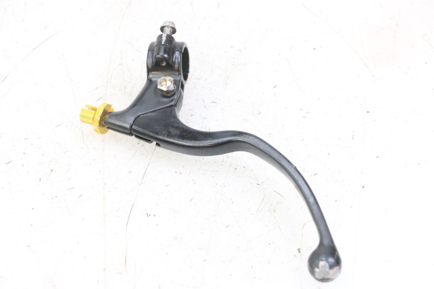 photo de COCOTTE EMBRAYAGE APOLLO RFZ 125 - Gros plan technique