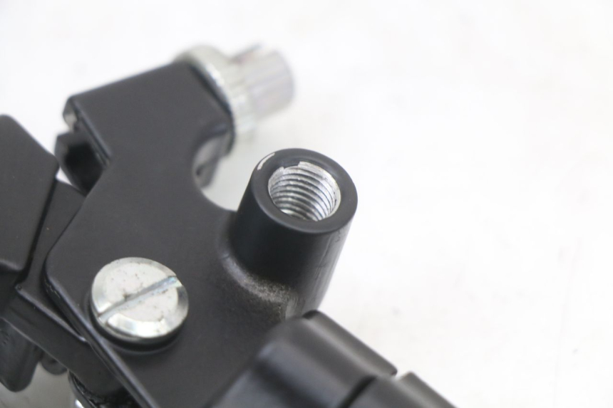 photo de COCOTTE EMBRAYAGE ARCHIVE CAFE RACER 4T 50 (2019 - 2024) - Zoom état d’usage