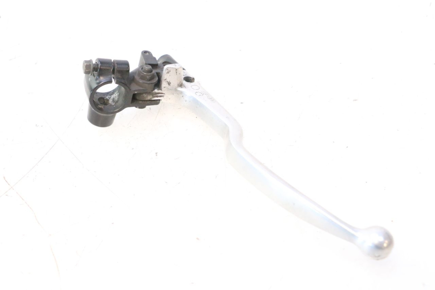 photo de COCOTTE EMBRAYAGE SUZUKI GSR 600 (2005 - 2012) - Gros plan technique