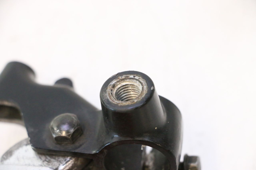 photo de COCOTTE EMBRAYAGE SUZUKI GSR 600 (2005 - 2012) - Points de fixation