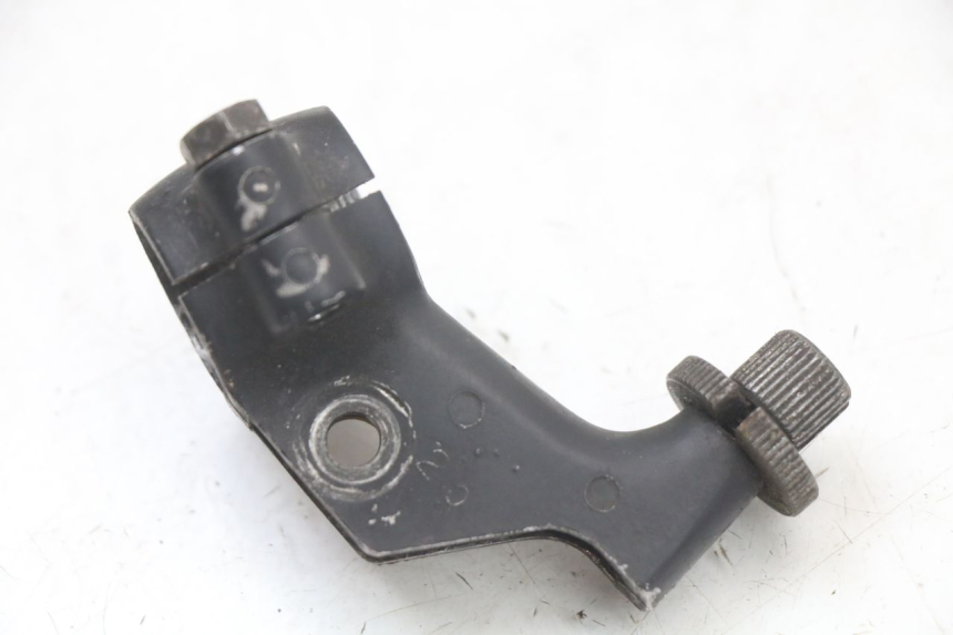photo de COCOTTE EMBRAYAGE SUZUKI GSX E 250 (1982 - 1983) - Gros plan technique