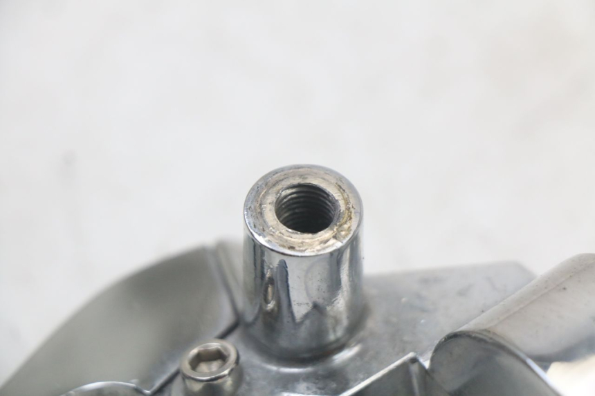 photo de COCOTTE EMBRAYAGE JM MOTORS VX 125 (2022 - 2025) - Gros plan technique