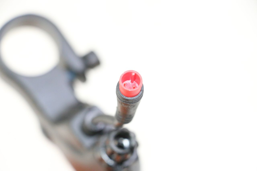 photo de COCOTTE FREIN DROIT KUKIRIN G2 MASTER 1 - Autre angle de vue