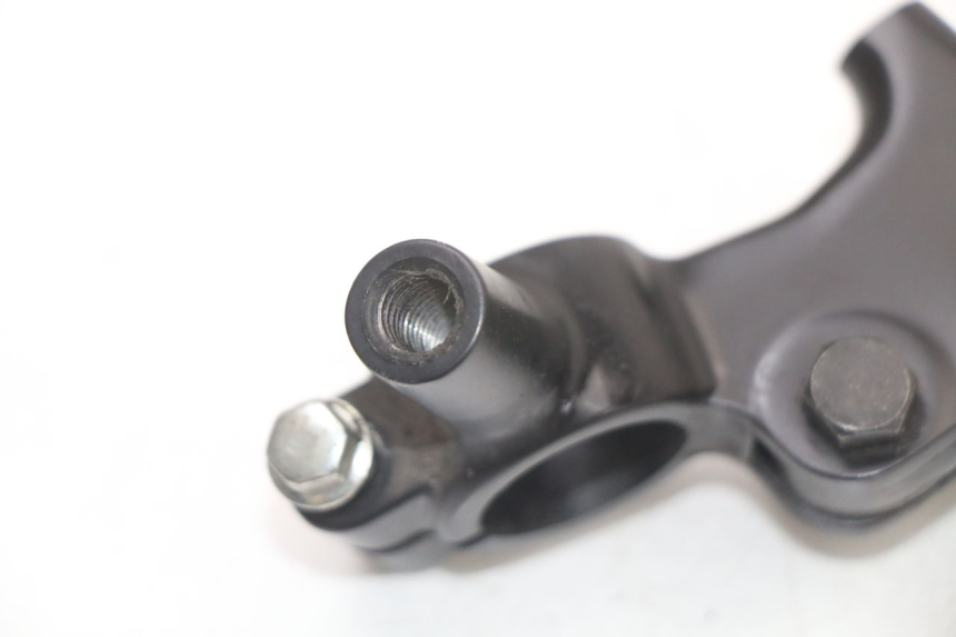 photo de COCOTTE FREIN DROIT MBK OVETTO ONE 2T 50 (2013 - 2017) - Détail de la pièce