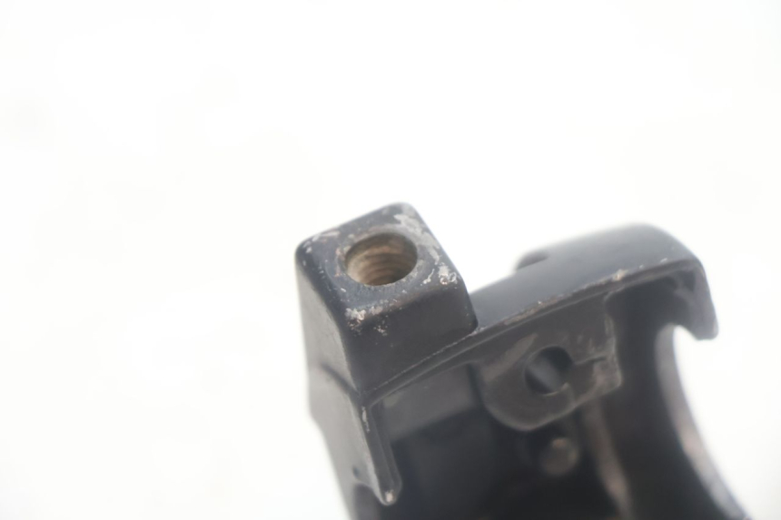 photo de COCOTTE FREIN DROIT YAMAHA SLIDER 50 (1999 - 2004) - Détail de la pièce