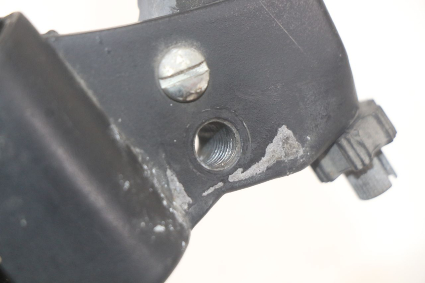 photo de COCOTTE FREIN GAUCHE PEUGEOT 103 VOGUE VS2 50 (2004 - 2017) - Gros plan technique