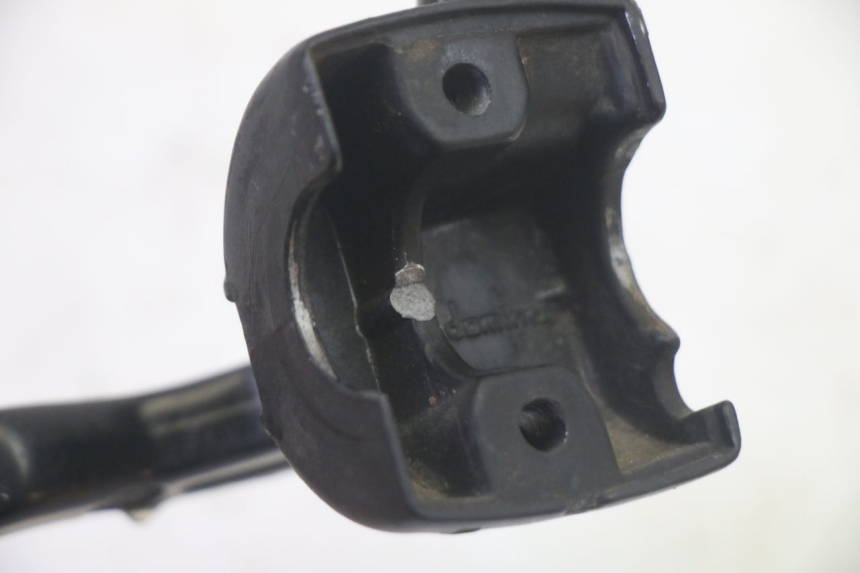 photo de COCOTTE FREIN GAUCHE MBK BOOSTER SPIRIT 50 (2004 - 2017) - Gros plan technique