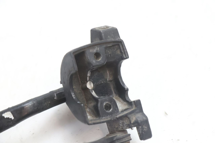 photo de COCOTTE FREIN GAUCHE MBK BOOSTER SPIRIT 50 (1996 - 1999) - Gros plan technique