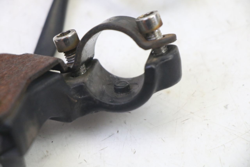 photo de COCOTTE FREIN GAUCHE SYM CROX 4T 50 (2016 - 2023) - Zoom état d’usage