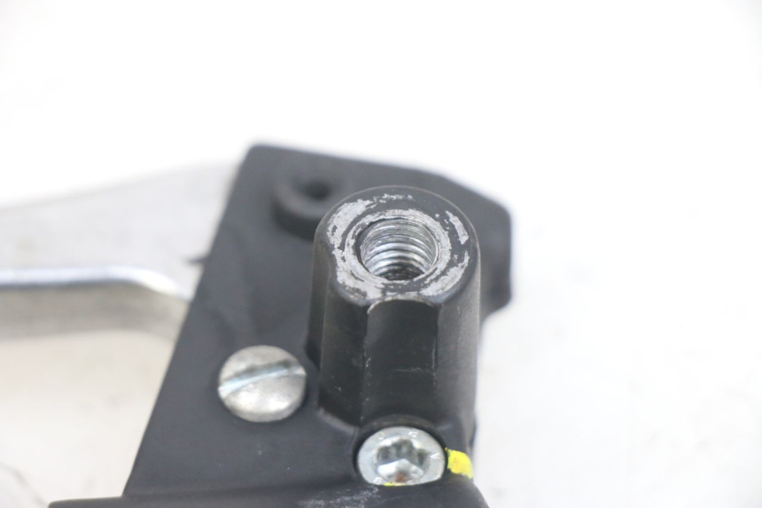 photo de COCOTTE FREIN GAUCHE PIAGGIO FLY 125 (2005 - 2012) - Détail de la pièce