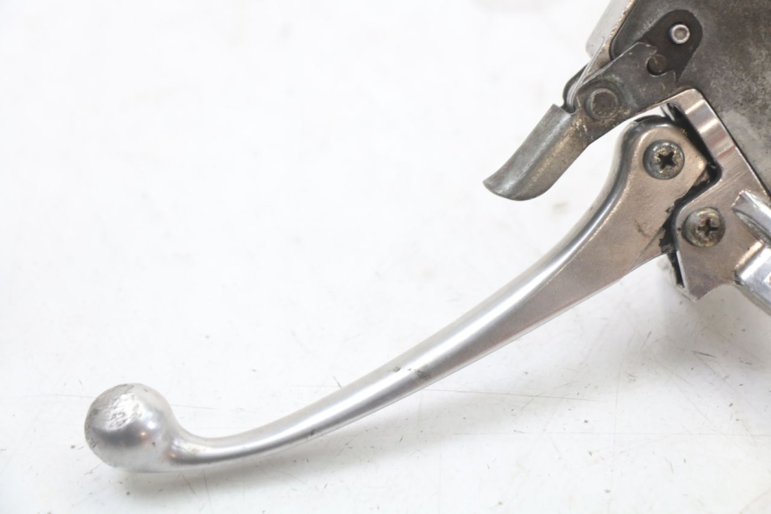 photo de COCOTTE FREIN GAUCHE HONDA NES AROBASE 125 (2000 - 2003) - Détail de la pièce