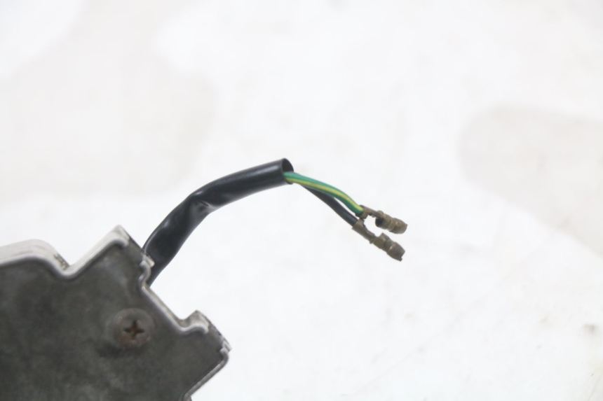 photo de COCOTTE FREIN GAUCHE HONDA NES AROBASE 125 (2000 - 2003) - Autre angle de vue