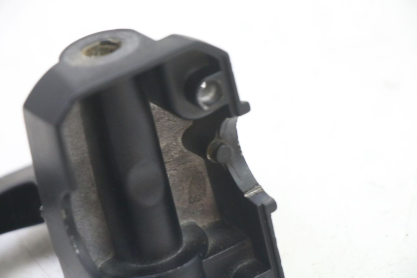 photo de COCOTTE FREIN GAUCHE PEUGEOT KISBEE 4T 50 (2018 - 2022) - Gros plan technique