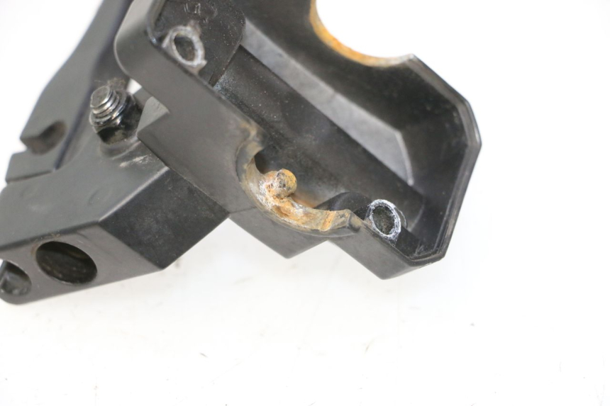 photo de COCOTTE FREIN GAUCHE PEUGEOT KISBEE 4T 50 (2023 - 2026) - Vue d’ensemble