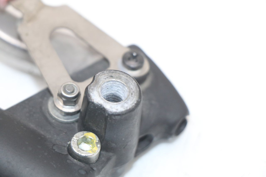 photo de COCOTTE FREIN GAUCHE PIAGGIO LIBERTY 4T 50 (2004 - 2008) - Détail de la pièce