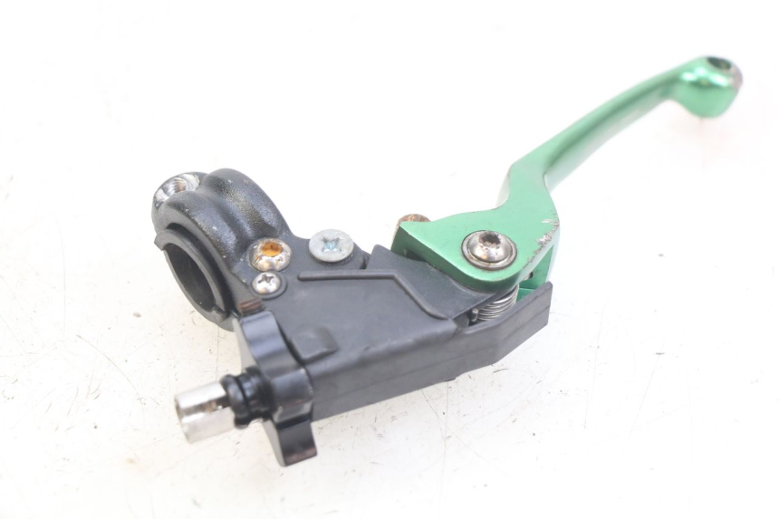 photo de COCOTTE FREIN GAUCHE YCF PILOT 125 - Gros plan technique