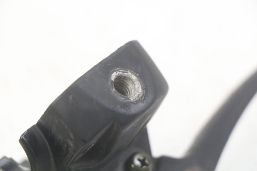 photo de COCOTTE FREIN GAUCHE KEEWAY RY6 2T 50 (2011 - 2019) - Zoom état d’usage