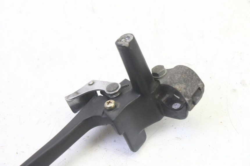 photo de COCOTTE FREIN GAUCHE HONDA SCV LEAD 100 (2003 - 2007) - Autre angle de vue