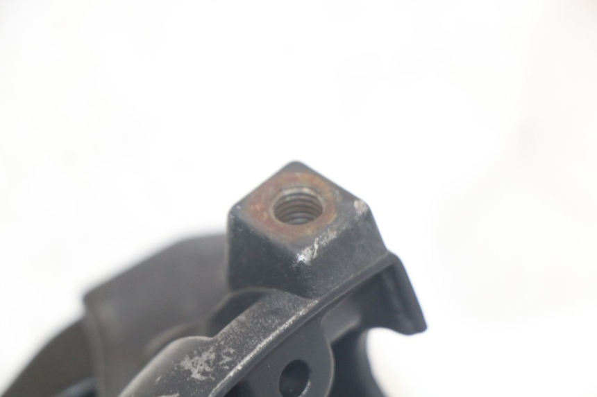 photo de COCOTTE FREIN GAUCHE MBK STUNT NAKED 50 (2004 - 2018) - Points de fixation