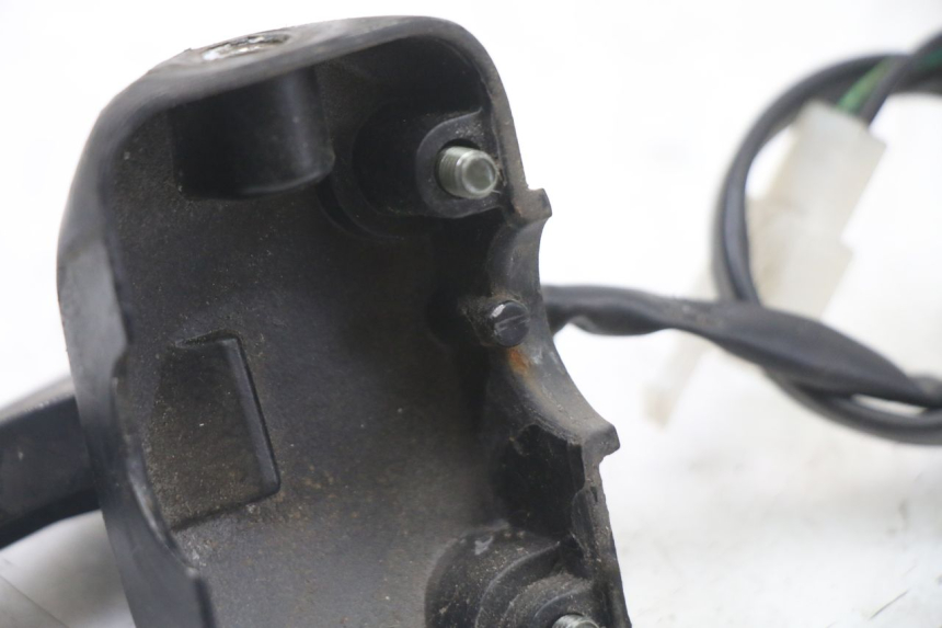 photo de COCOTTE FREIN GAUCHE UNIVERSAL BIKE ZN50QT-11B 50 (2018 - 2021) - Gros plan technique