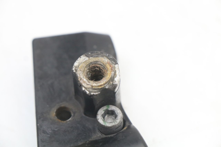 photo de COCOTTE FREIN GAUCHE PIAGGIO ZIP 4T 50 (2018 - 2020) - Détail de la pièce