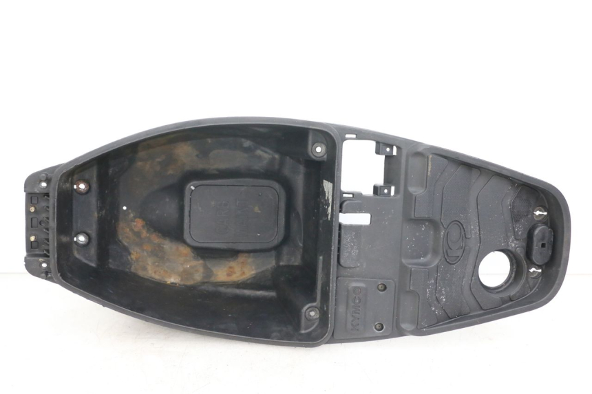 photo de COFFRE SELLE KYMCO AGILITY RS 4T 50 (2009 - 2013) - Vue principale