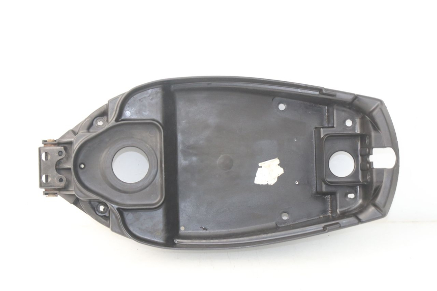 photo de COFFRE SELLE MBK BOOSTER SPIRIT 50 (2004 - 2017) - Vue principale