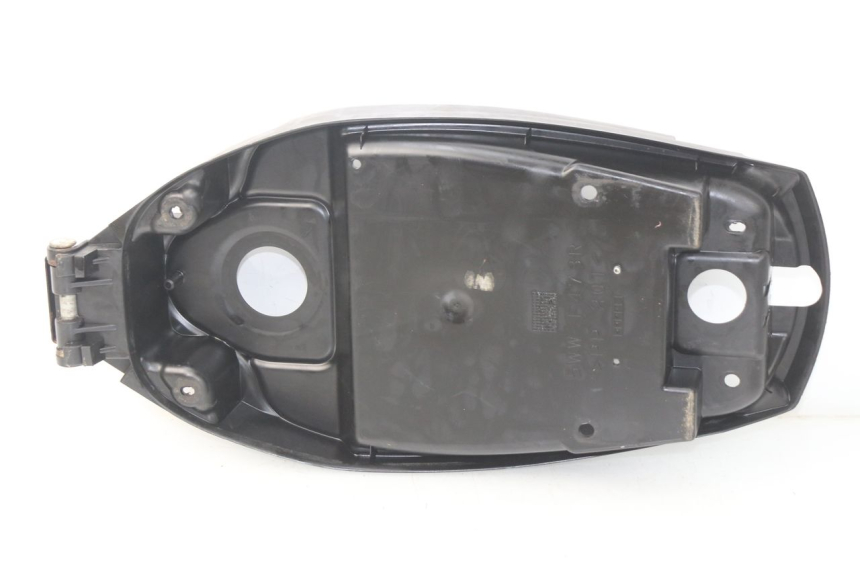 photo de COFFRE SELLE MBK BOOSTER SPIRIT 50 (2004 - 2017) - Vue d’ensemble