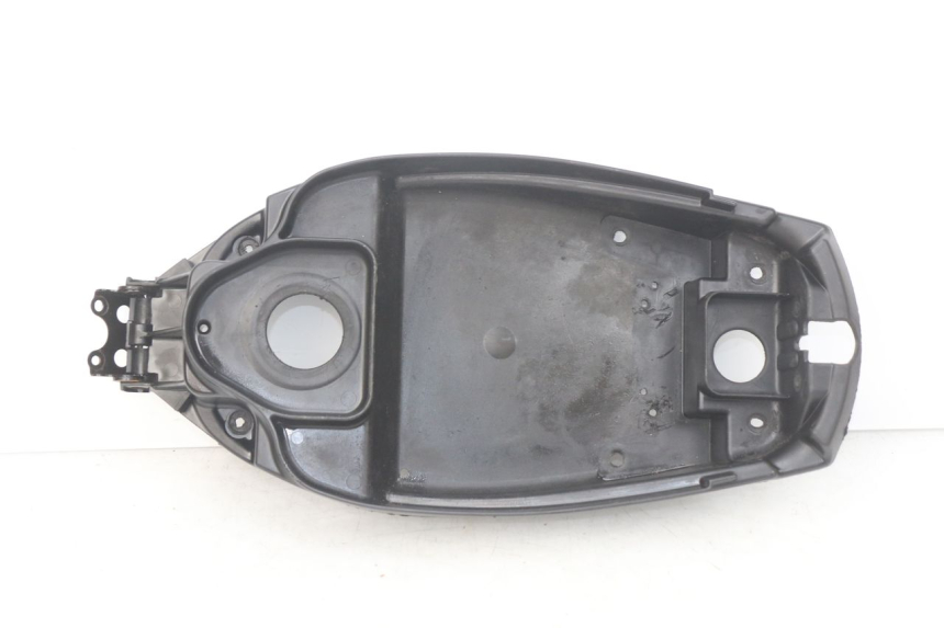 photo de COFFRE SELLE MBK BOOSTER SPIRIT NAKED 50 (2004 - 2017) - Vue principale