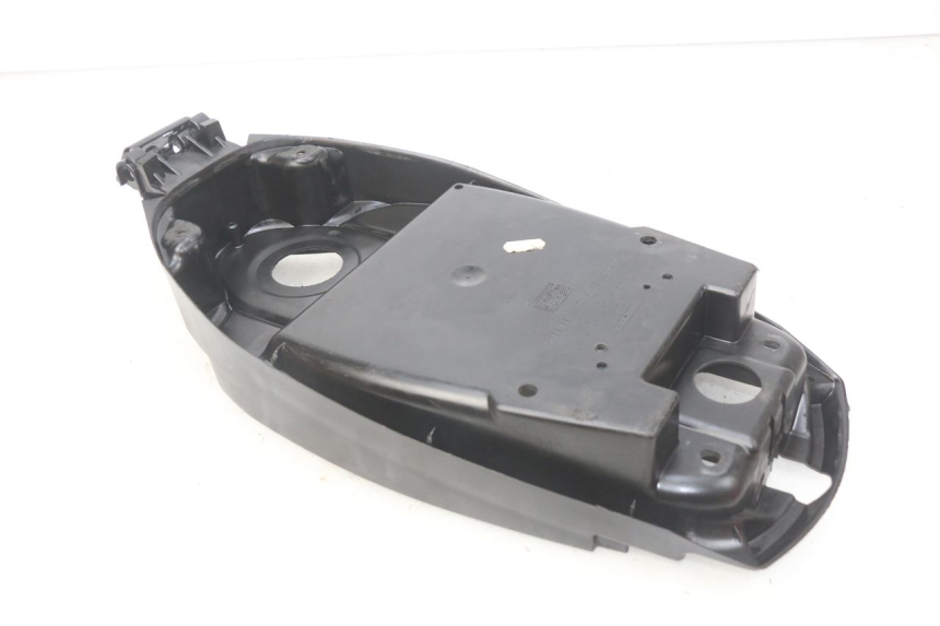 photo de COFFRE SELLE MBK BOOSTER SPIRIT NAKED 50 (2004 - 2017) - Zoom état d’usage