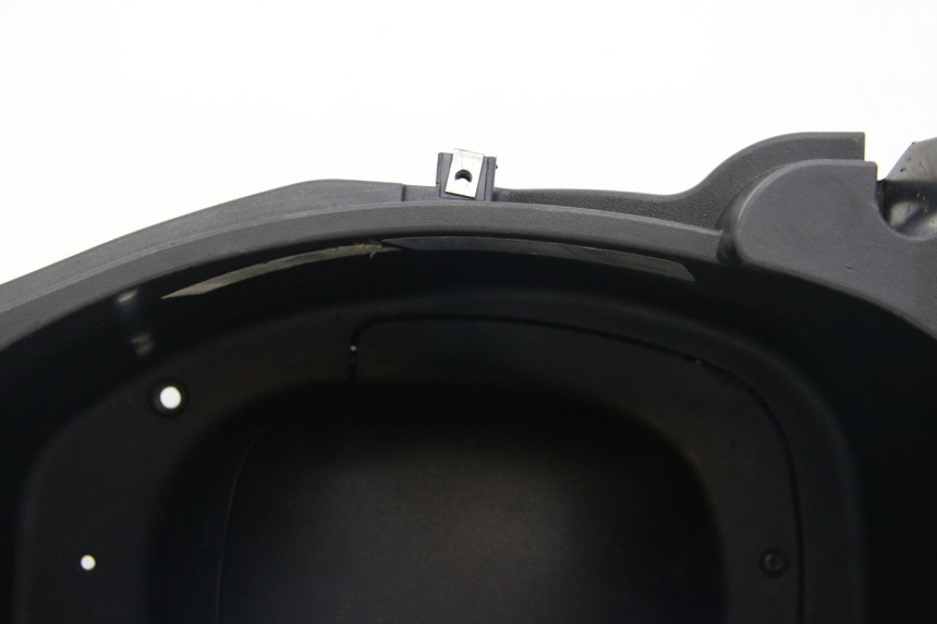 photo de COFFRE SELLE DERBI BOULEVARD 50 (2009 - 2006) - Détails caractéristiques