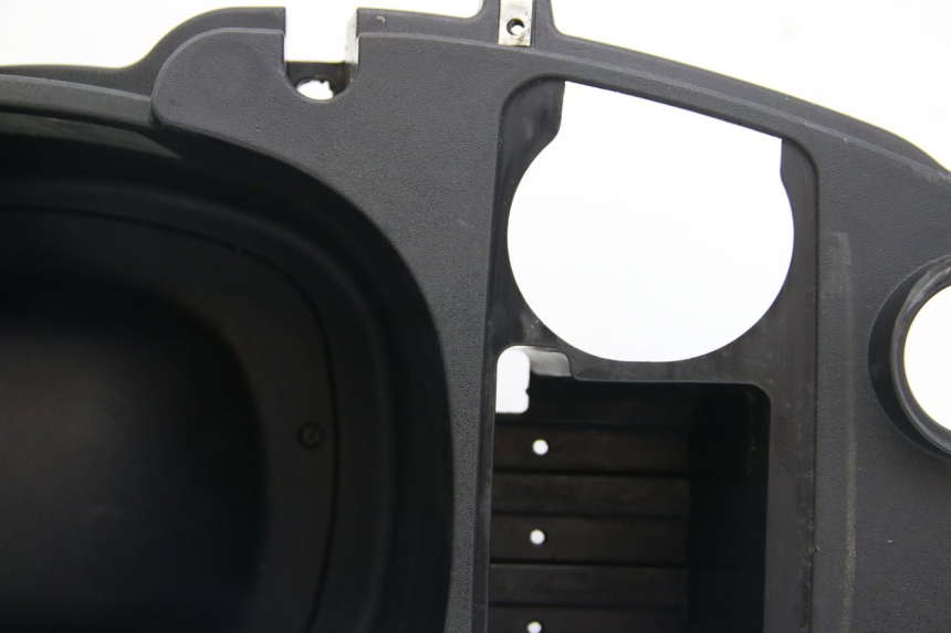 photo de COFFRE SELLE DERBI BOULEVARD 50 (2009 - 2006) - Zoom composants