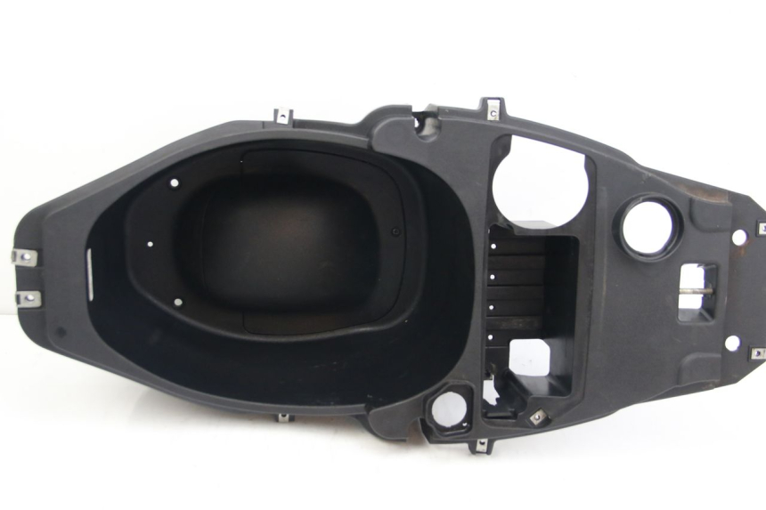 photo de COFFRE SELLE DERBI BOULEVARD 50 (2009 - 2006) - Gros plan technique