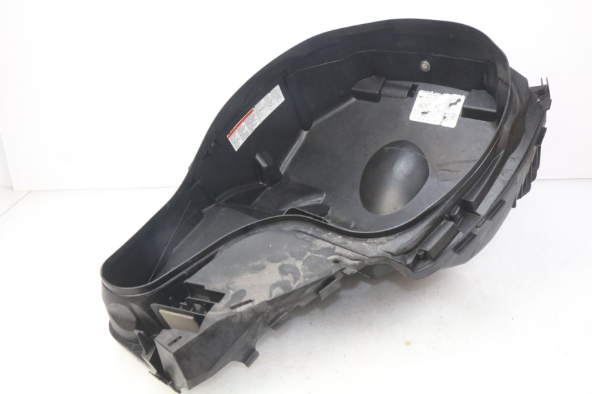 photo de COFFRE SELLE SUZUKI BURGMAN 125 (2007 - 2014) - Autre angle de vue
