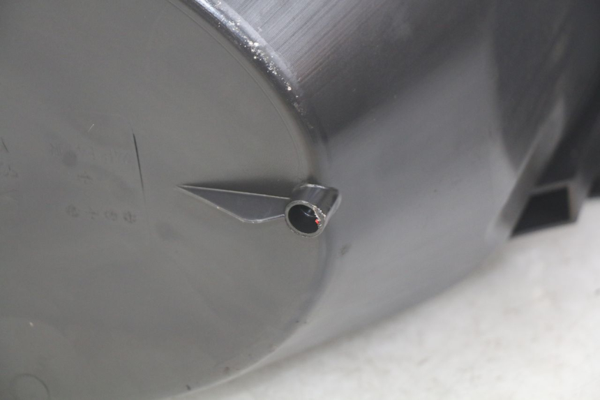 photo de COFFRE SELLE YAMAHA BW'S BWS 125 (2010 - 2013) - Zoom état d’usage