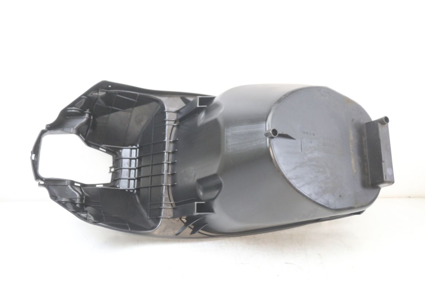 photo de COFFRE SELLE YAMAHA BW'S BWS 125 (2010 - 2013) - Marquages et références