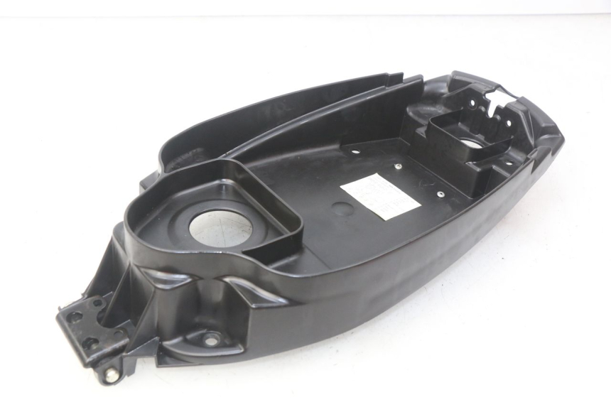 photo de COFFRE SELLE YAMAHA BW'S EASY 50 (2013 - 2016) - Gros plan technique