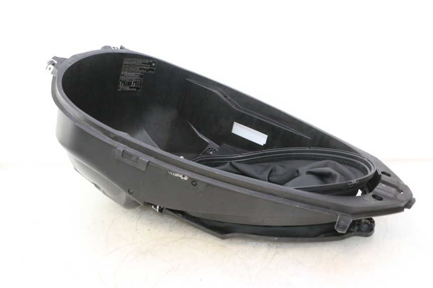 photo de COFFRE SELLE BMW C SPORT 650 (2015 - 2021) - Inspection visuelle