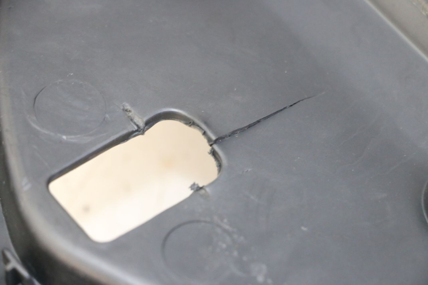 photo de COFFRE SELLE ORCAL CAVARO 4T 50 (2019 - 2023) - Détail de la pièce