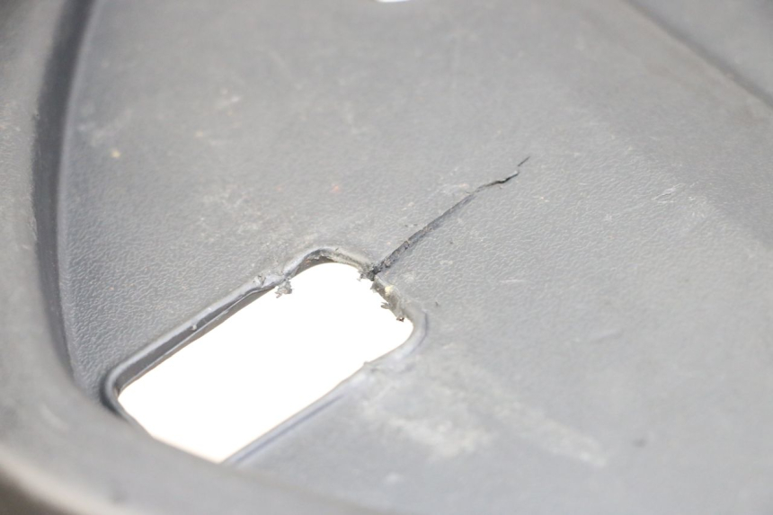 photo de COFFRE SELLE ORCAL CAVARO 4T 50 (2019 - 2023) - Zoom état d’usage