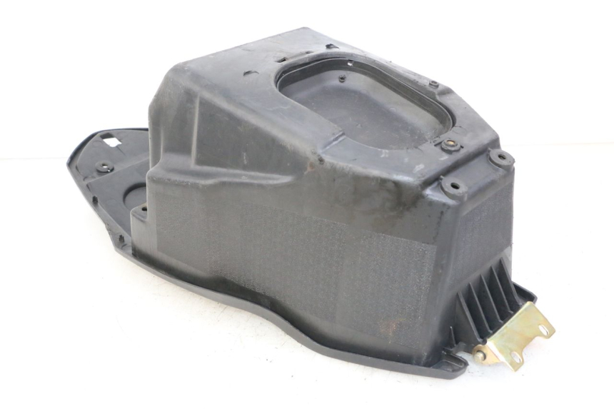 photo de COFFRE SELLE ORCAL CAVARO 4T 50 (2019 - 2023) - Gros plan technique