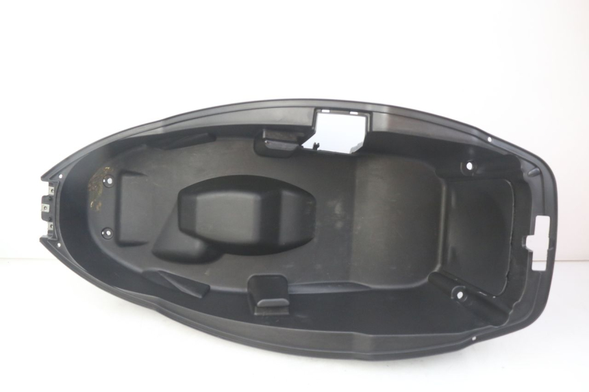 photo de COFFRE SELLE PEUGEOT CITYSTAR 125 (2011 - 2017) - Vue principale