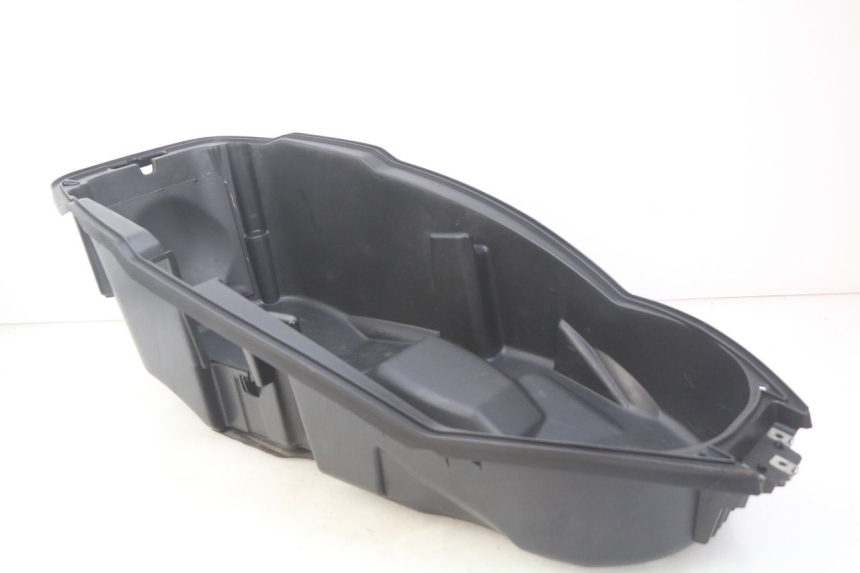 photo de COFFRE SELLE PEUGEOT CITYSTAR 125 (2011 - 2017) - Vue d’ensemble