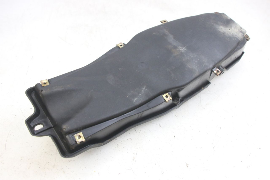 photo de COFFRE SELLE GILERA DNA 50 (2000 - 2007) - Gros plan technique