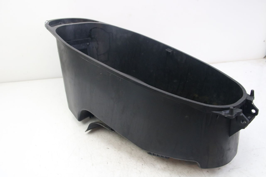 photo de COFFRE SELLE YAMAHA D'ELIGHT DELIGHT 125 (2017 - 2020) - Zoom état d’usage