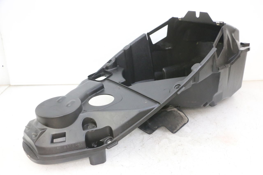 photo de COFFRE SELLE PEUGEOT ELYSTAR 125 (2002 - 2007) - Autre angle de vue